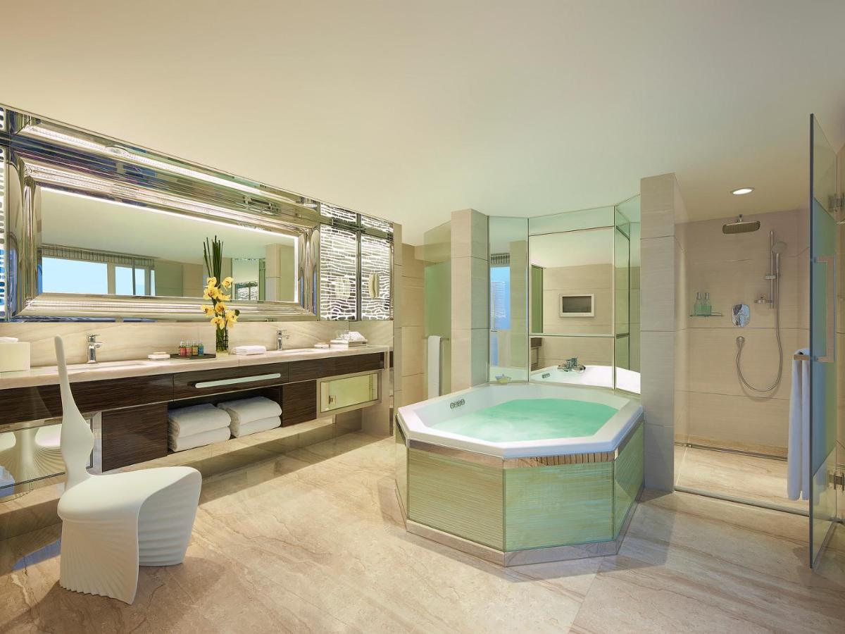 Regal Kowloon Hotel Χονγκ Κονγκ Εξωτερικό φωτογραφία